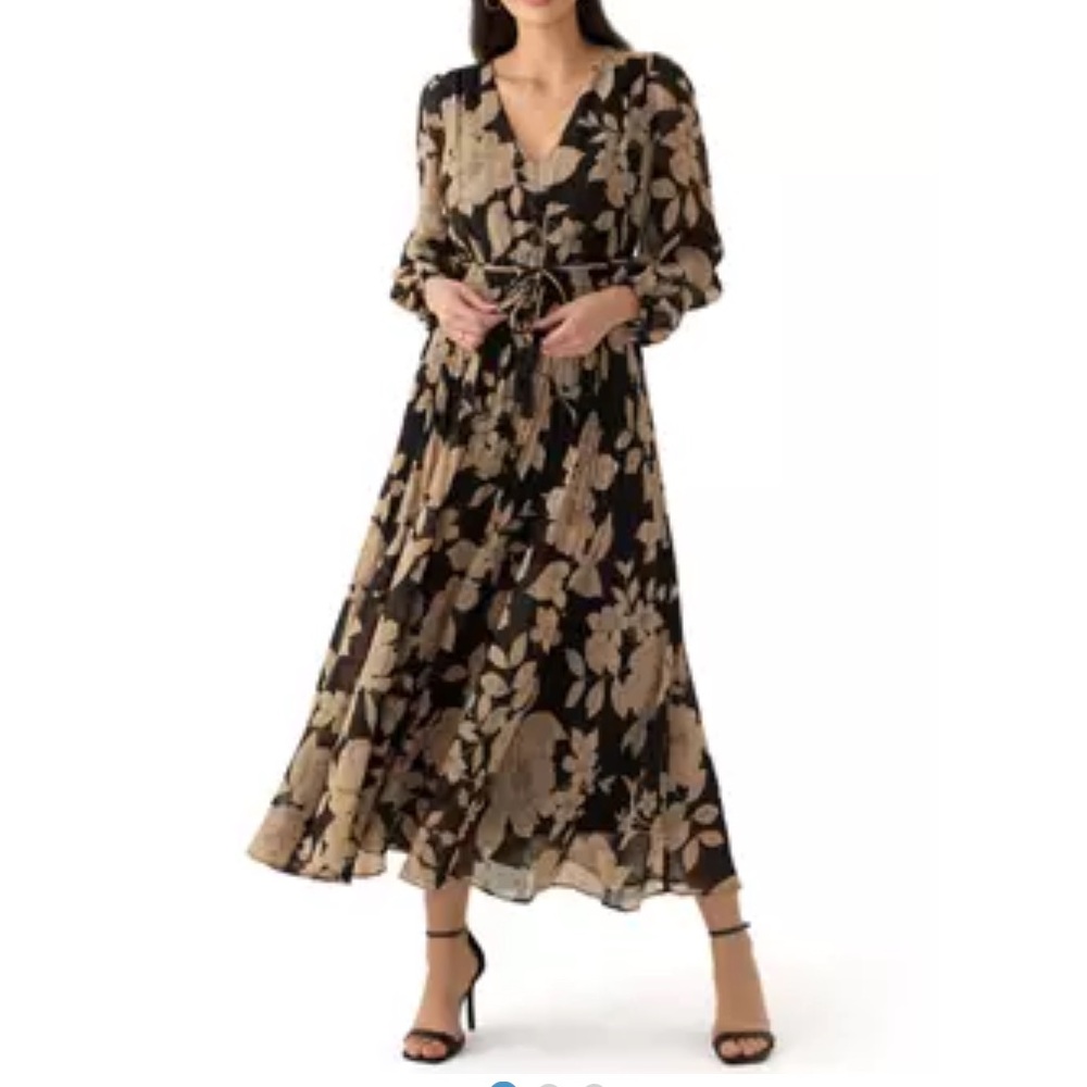 NWT Taylor Floral Dress Size 10
